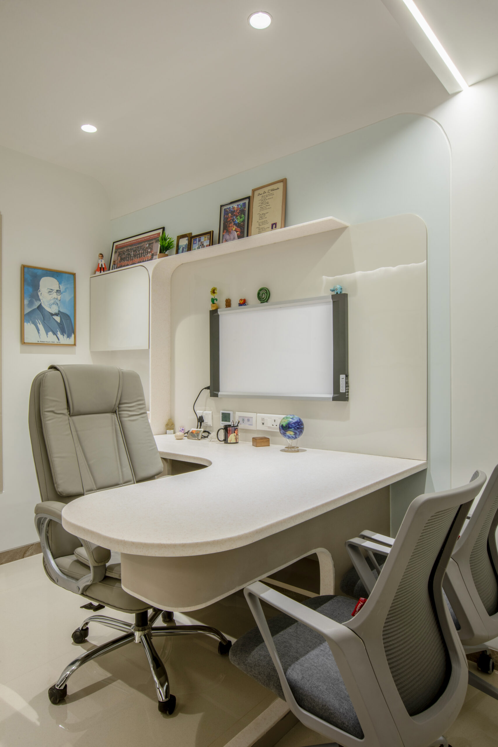 Meeting & Collaboration Spaces